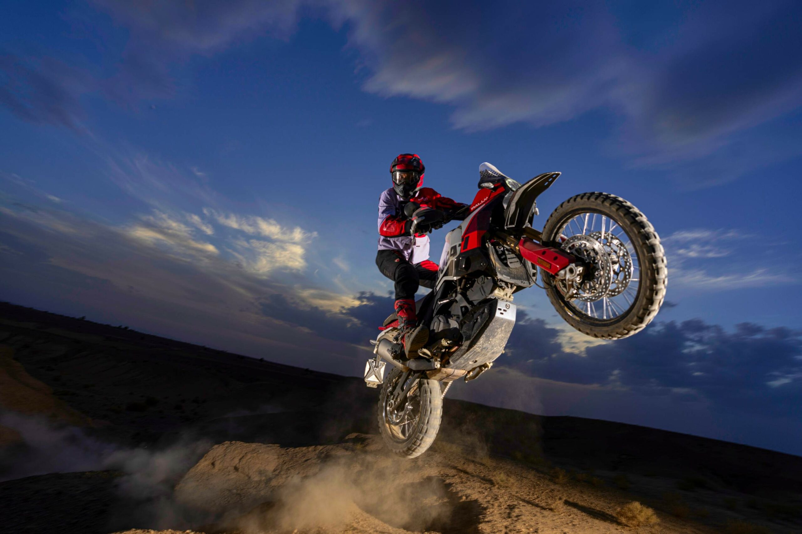 Ven a probar la nueva Ducati DesertX Rally