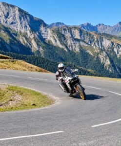 Transpirenaica en moto