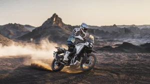CFMOTO 450MT, moto trail para el carné A2. Foto oficial de la marca